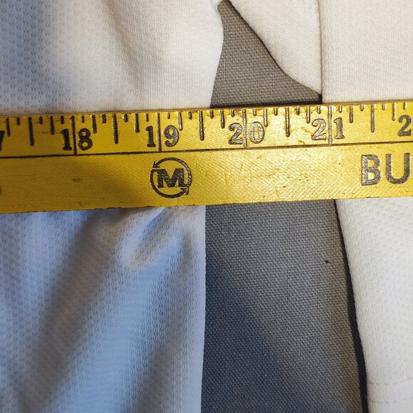 Bauer NHL Winnipeg Jets hockey jersey youth M/L white with graphic design - Picture 8 of 9